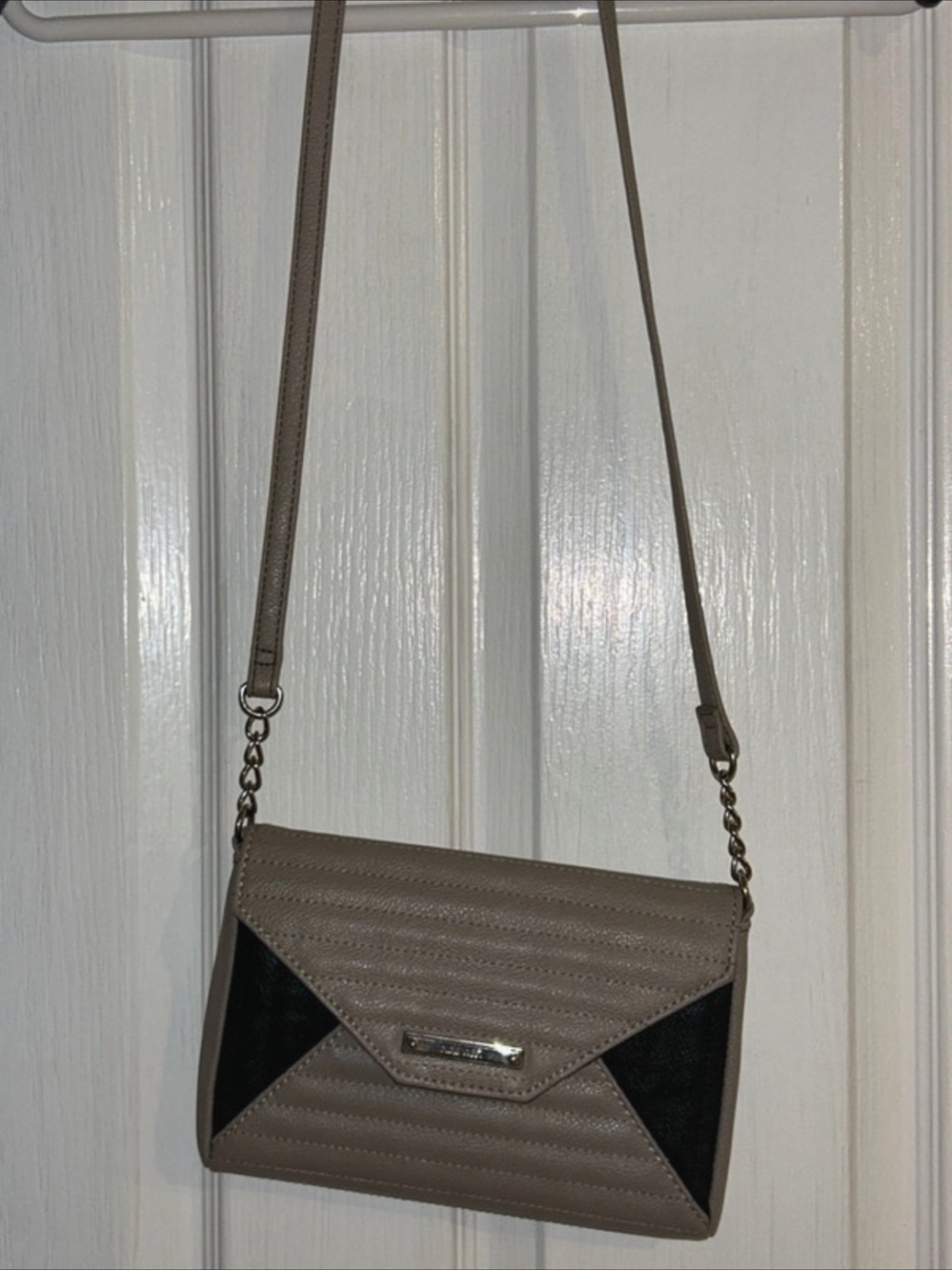 Nine West Quilted Crossbody Bag in Gray & Black